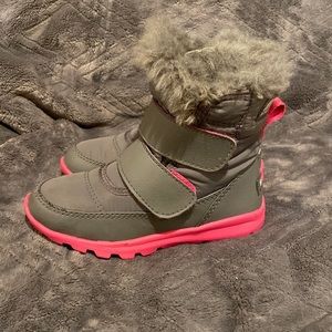SOREL waterproof boots for girls 👧🏼